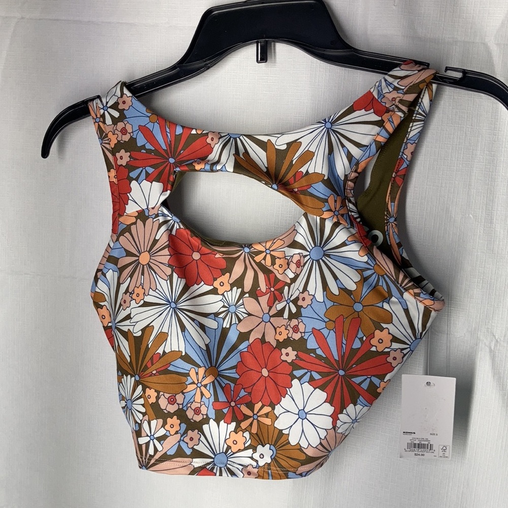 Relist7/2 SO floral Sporty cutout top & high rise sporty short S jrs - Picture 5 of 17